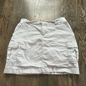 Lee thrifted mid rise cargo mini skort